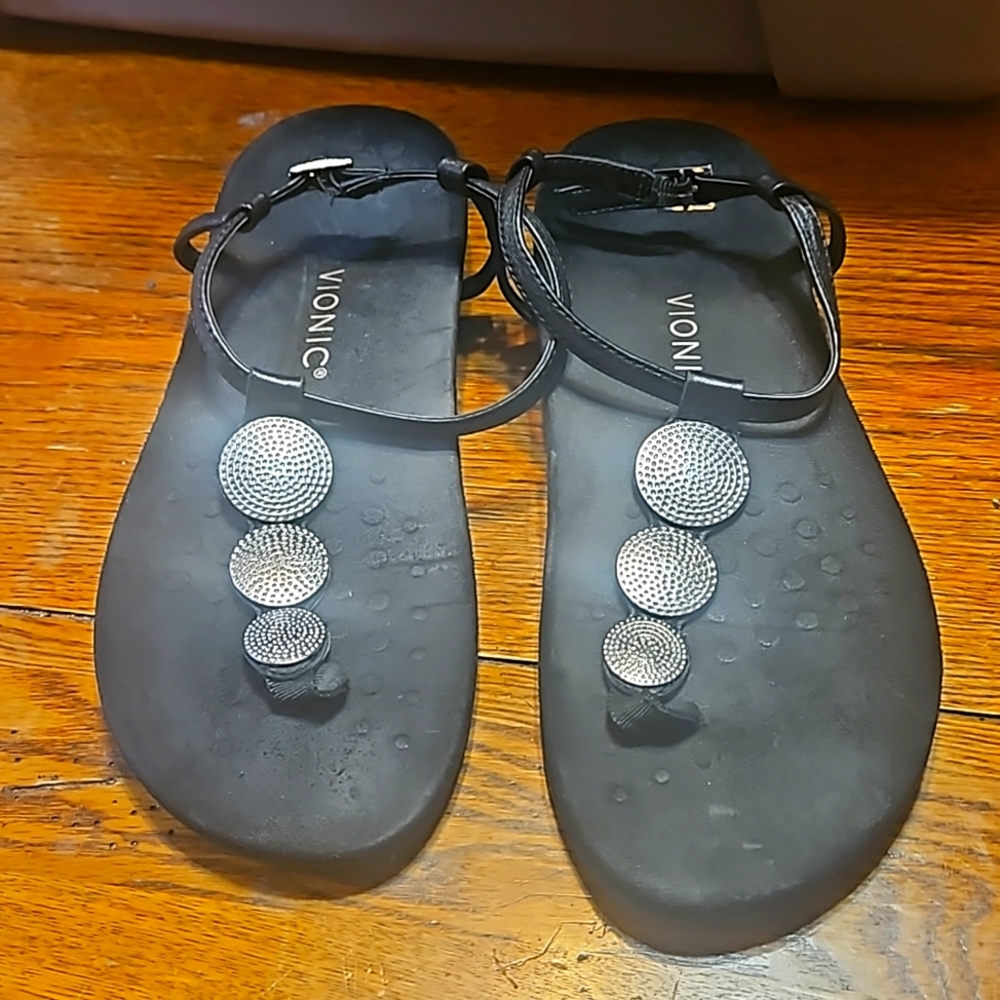 Vionic Black Embellished Sandals size 10